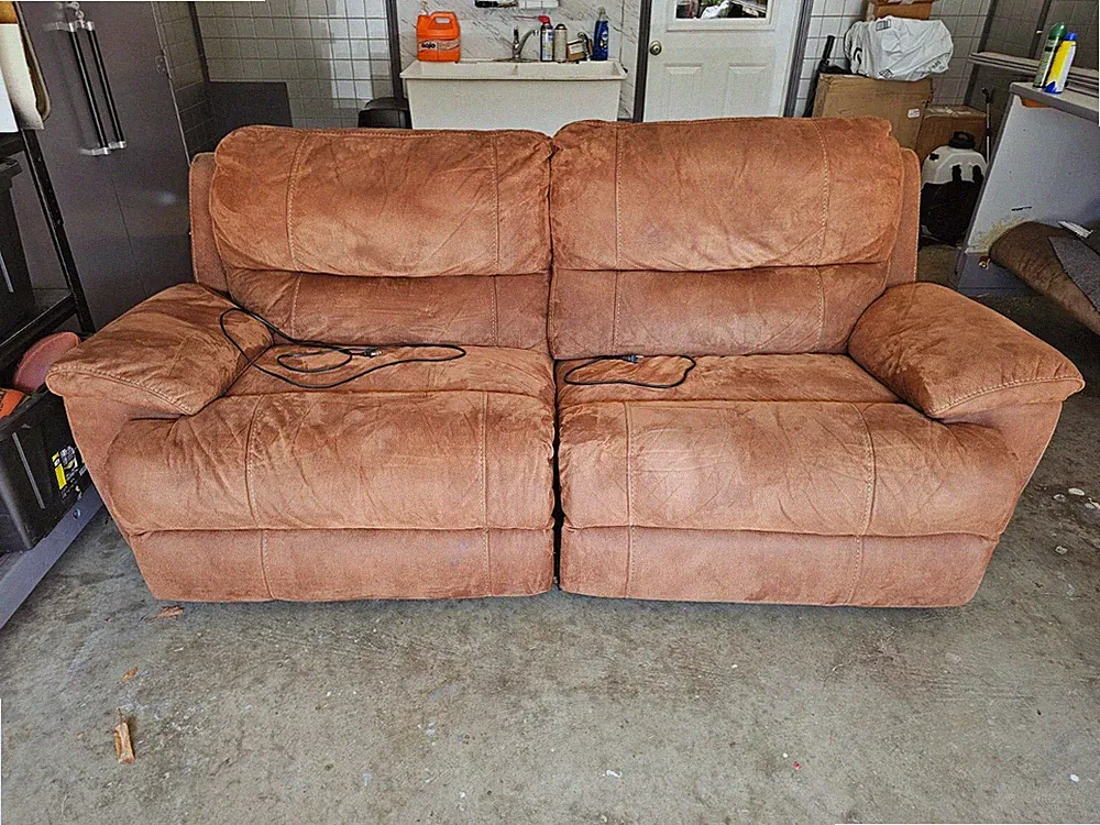 Franklin Corporation Loveseat